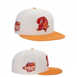 Tampa Bay Buccaneers Snapback Cap 26H X386