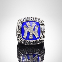 MLB New York Yankees 1996 Championship Ring