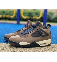 TRAVIS SCOTT x AIR JORDAN 4 RETRO