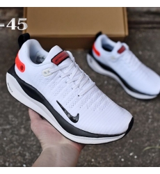 Nike Men White Running Shoes 25K A652